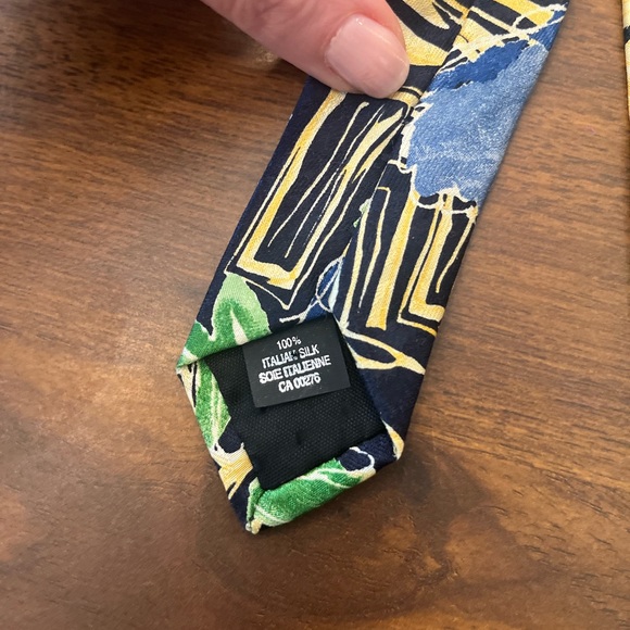 Vintage Silk Europeennes Tie - Picture 5 of 5